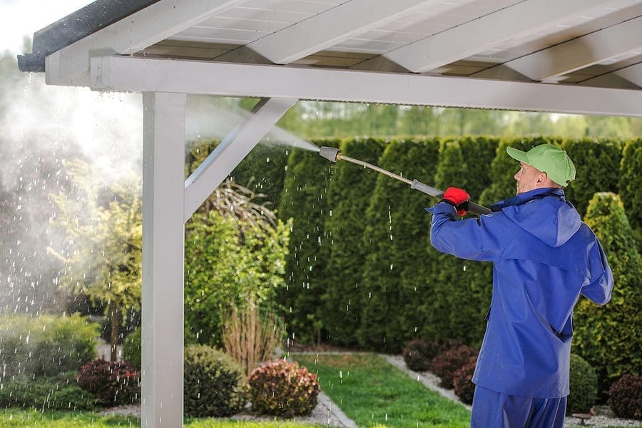 The St. Louis Homeowner’s Complete Guide to Deck Cleaning, Staining and Sealing